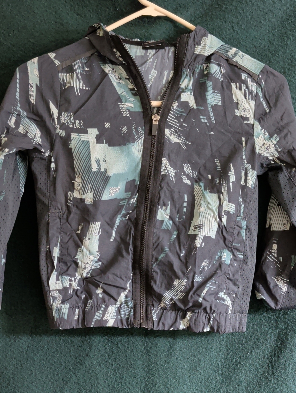 Athletic Works Black Hooded Rain Jacket with Teal & Light Gray Print
